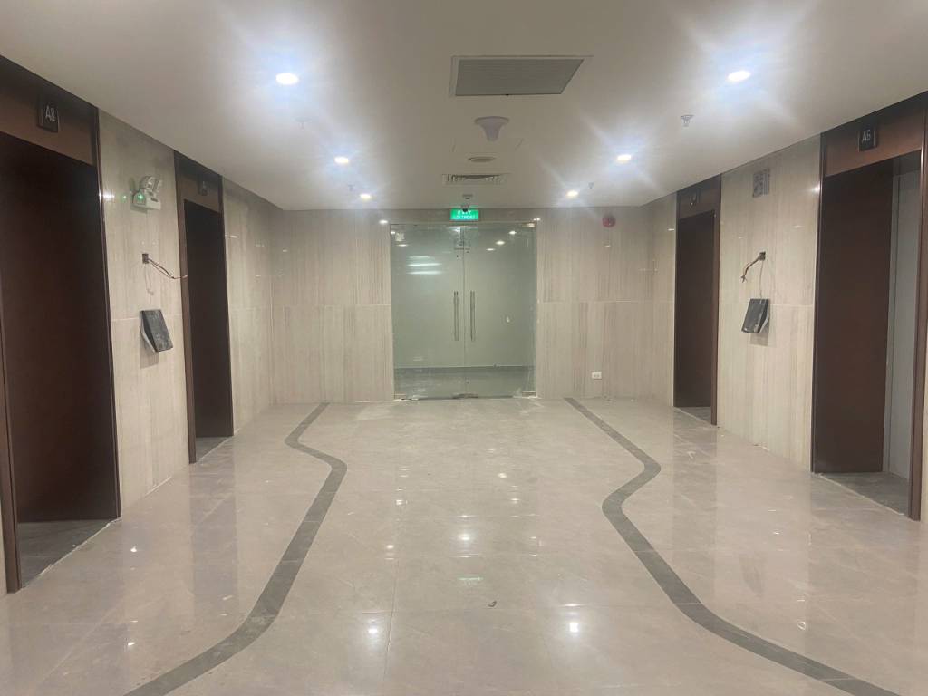 CHO THUÊ VĂN PHÒNG N01-T4 NGOẠI GIAO ĐOÀN, VIEW ĐẸP, 450M2, GIÁ 175 TRIỆU/THÁNG