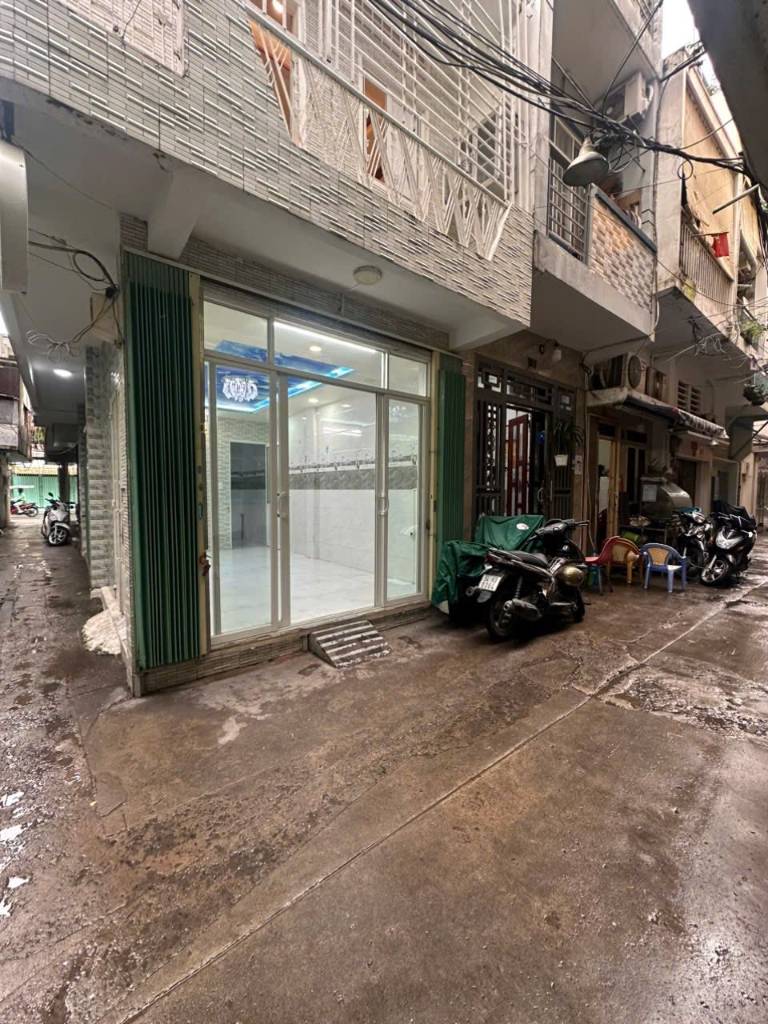 Bán nhà Cao Đạt, Quận 5, căn đẹp lô góc, hẻm rộng thông, 40m², giá chỉ nhỉnh 5 tỷ