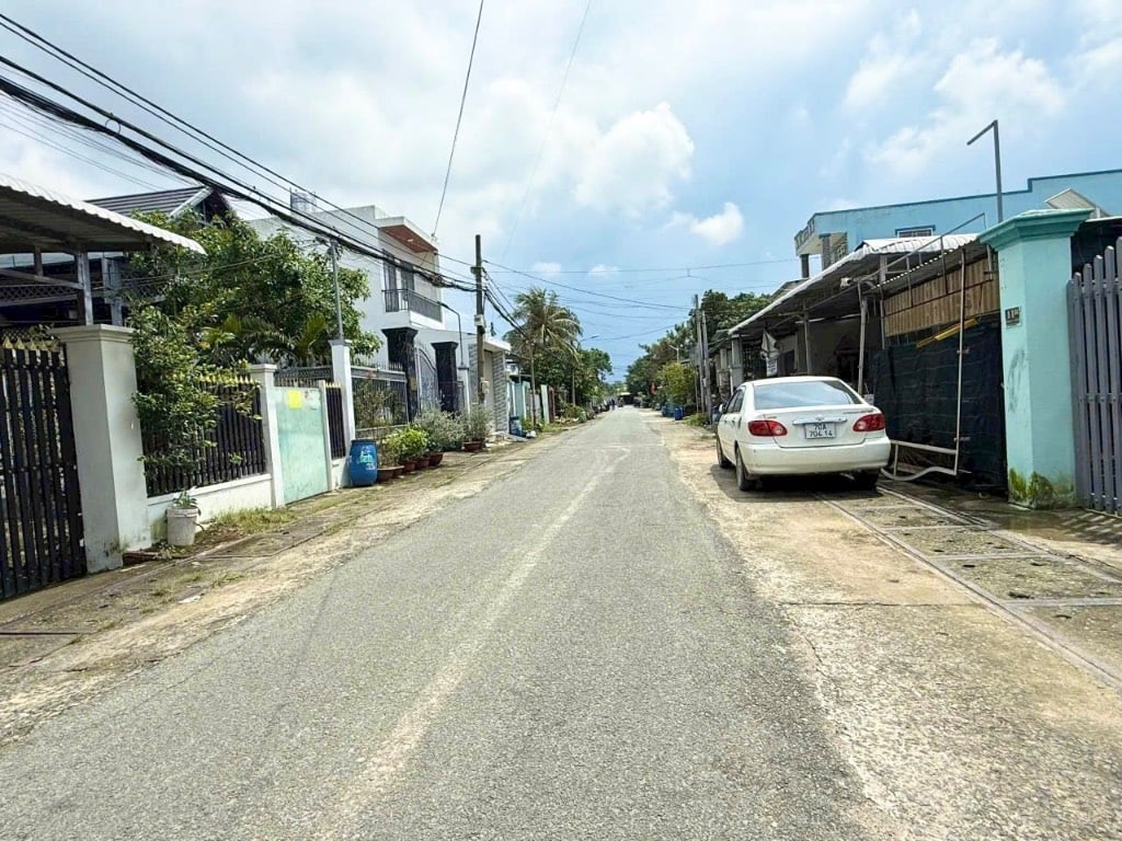 Bán đất Tân Thông Hội, Củ Chi, khu Việt Kiều, 175m² , Full thổ cư, nở hậu đẹp