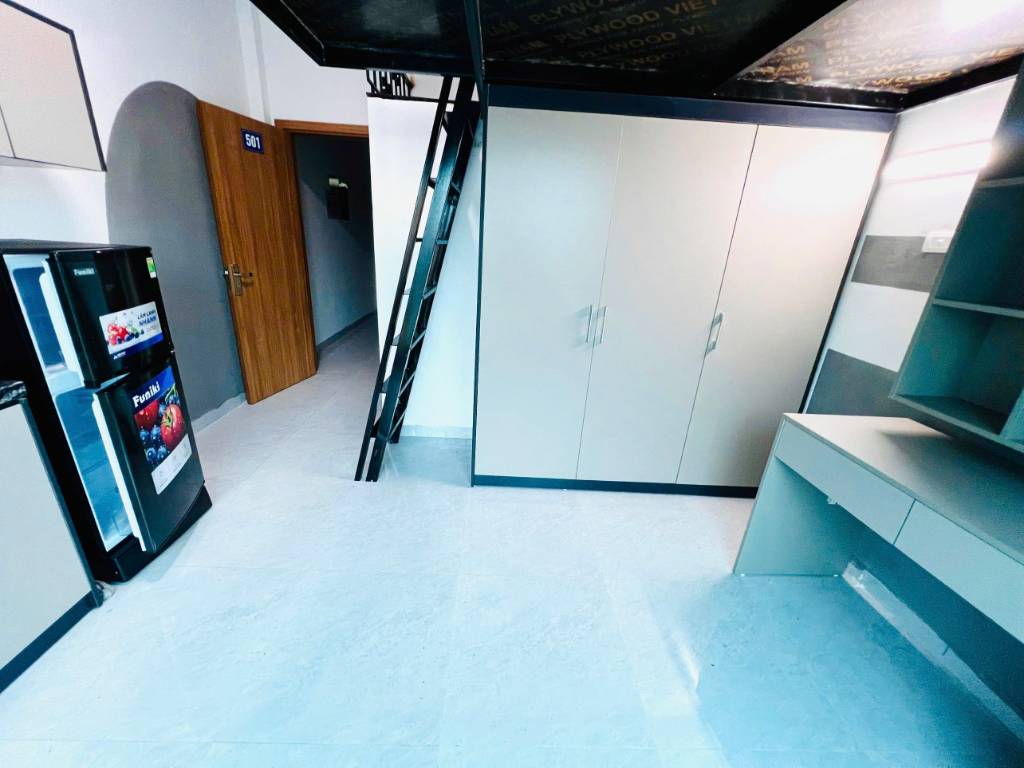 Bán ccmn Triều Khúc, xã Tân Triều, 12 phòng, full nội thất, doanh thu 780tr/năm, có thang máy