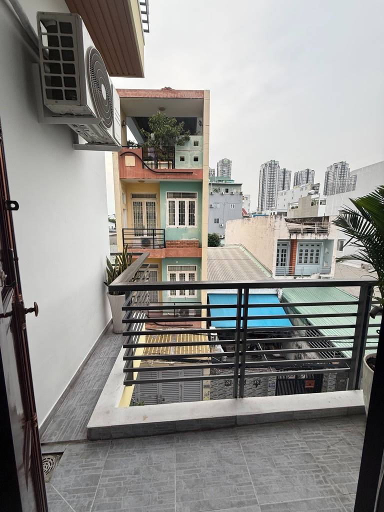 NGUYỄN THỊ THẬP NGAY KHU ĐẤT VÀNG HIM LAM - NGAY LOTTE - NHÀ GÓC 2 MẶT HẺM 6M XE HƠI QUAY ĐẦU