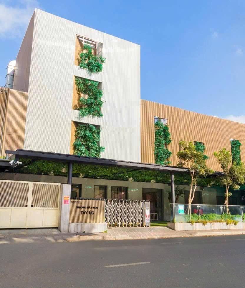 CHO THUÊ TÒA NHÀ MT 15M ĐIỆN BIÊN PHỦ, QUẬN 3, 1800M2, GIÁ 230TR/THÁNG