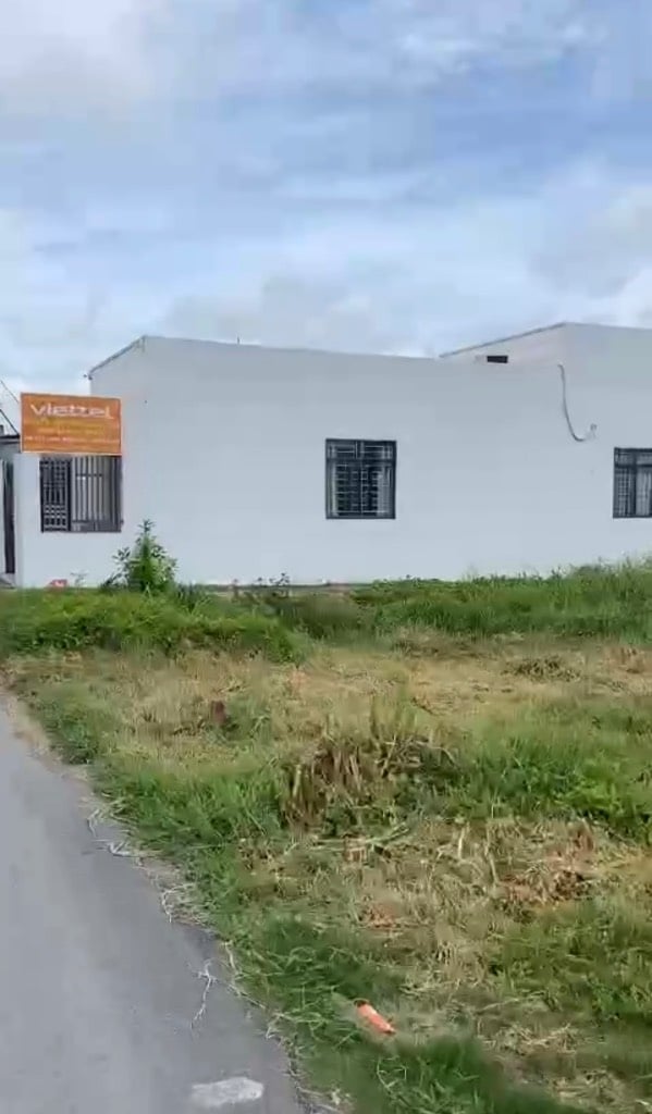 Bán đất kinh doanh đường nhựa 5m giá ngộp