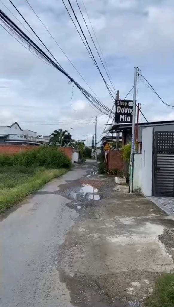 Bán đất kinh doanh đường nhựa 5m giá ngộp