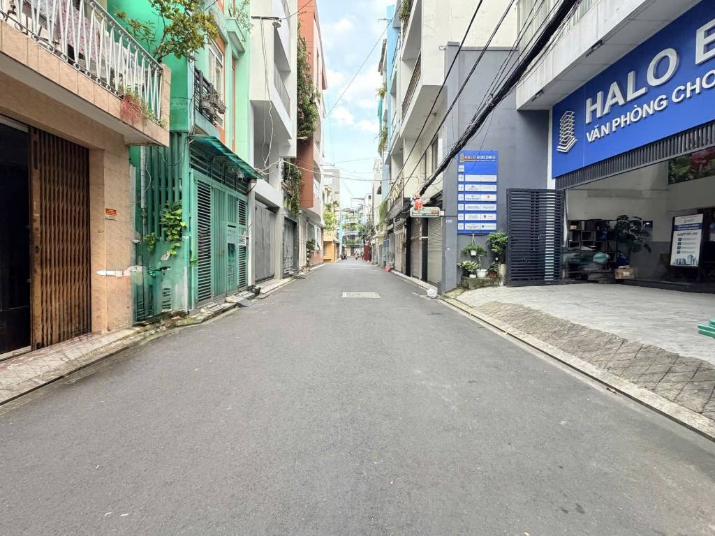 HẺM 8M OTO TRÁNH TRẦN HUY LIỆU - NHÀ 4 TẦNG KIÊN CỐ - 7 PN 8 WC - 15.2 TỶ