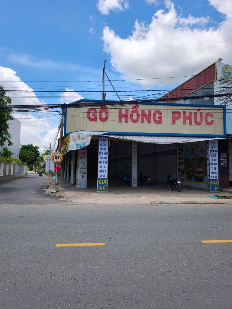 Cho thuê mặt bằng kinh doanh Long An, 2 mặt tiền tại thị trấn Đức Hòa, 15 triệu/tháng