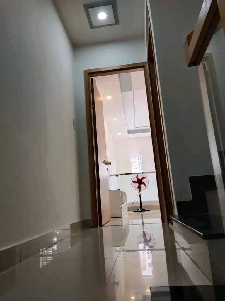 Siêu phẩm, bán nhà HXH Bùi Tư Toàn, Bình Tân, 4x14m, trệt 3 lầu, 5PN 4WC, giá nhỉnh 7 tỷ