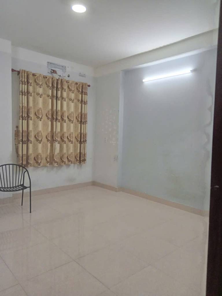 Bán nhà mặt tiền Lê Lai, Tân Bình, gần ga Metro số 2, 4,8x14m, trệt 3 tầng, 5PN 4WC, giá tốt