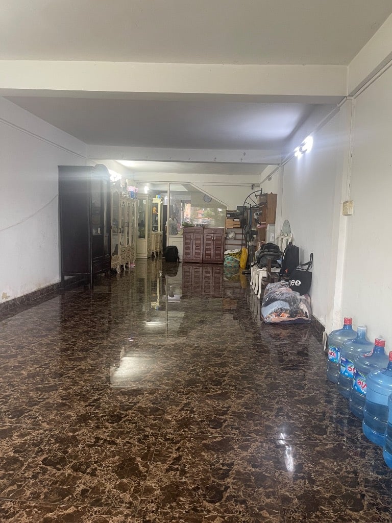 BÁN NHÀ BẾN BÌNH ĐÔNG, QUẬN 8, NHÀ 2 MẶT TIỀN VIEW SÔNG CỰC HIẾM