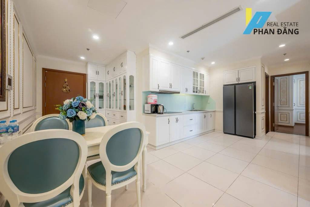 Cho thuê căn hộ chung cư 56.4m2 Vinhomes Central Park, Bình Thạnh, tiện ích đầy đủ