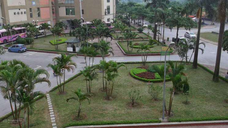 CHO THUÊ VĂN PHÒNG PHẠM VĂN ĐỒNG, BẮC TỪ LIÊM, 136M2, CÓ NỘI THẤT, GIÁ CHỈ 28 TRIỆU/THÁNG