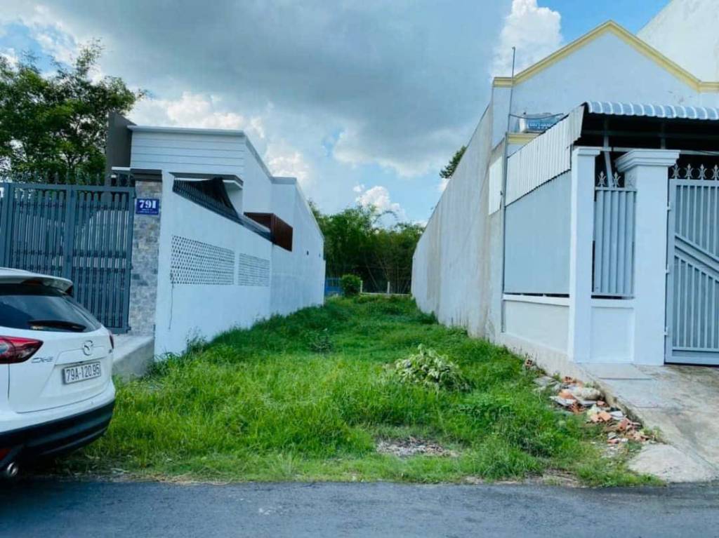 79m2 (6x30m) ngay Tân Thông Hội 780tr gặp chính chủ còn thương lượng, SHR - đường Suối Lội