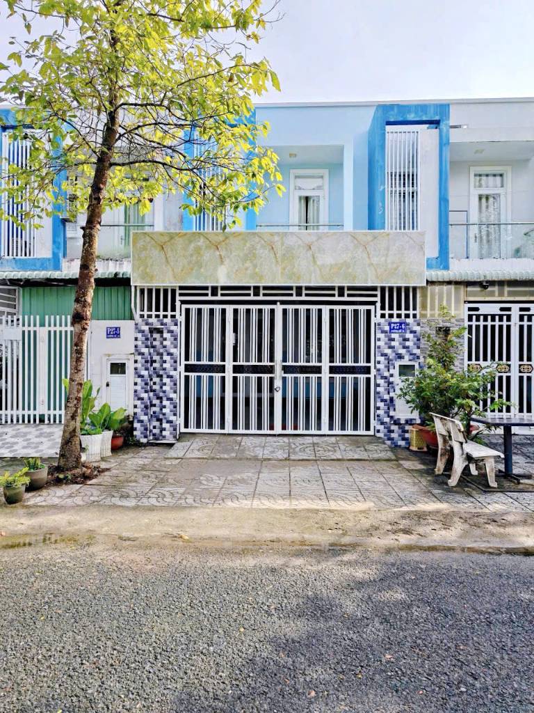 Bán nhà liền kề Phú Cường, Rạch Giá, ngay trường Võ Văn Kiệt, view công viên, lộ 6m, 2 tầng, SHR