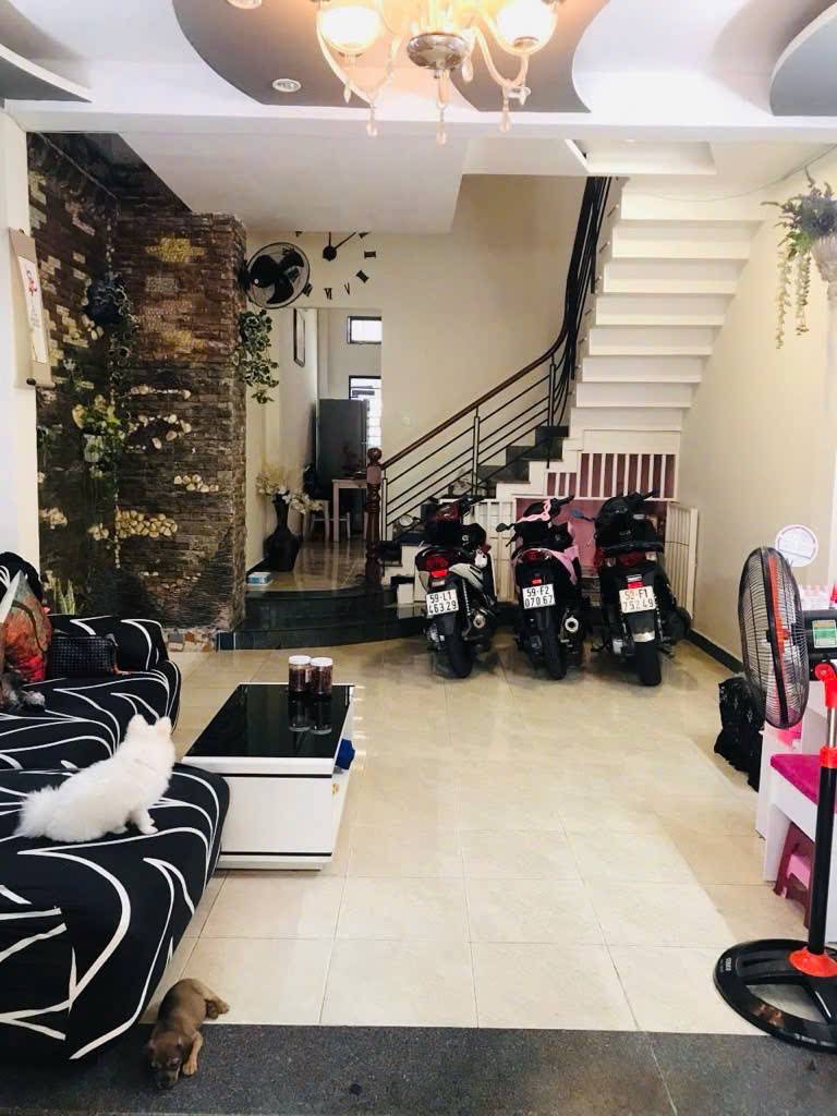 Bán nhà Phan Xích Long, Phú Nhuận, hẻm đẹp, 5PN 3WC, HXH, 10.6 tỷ