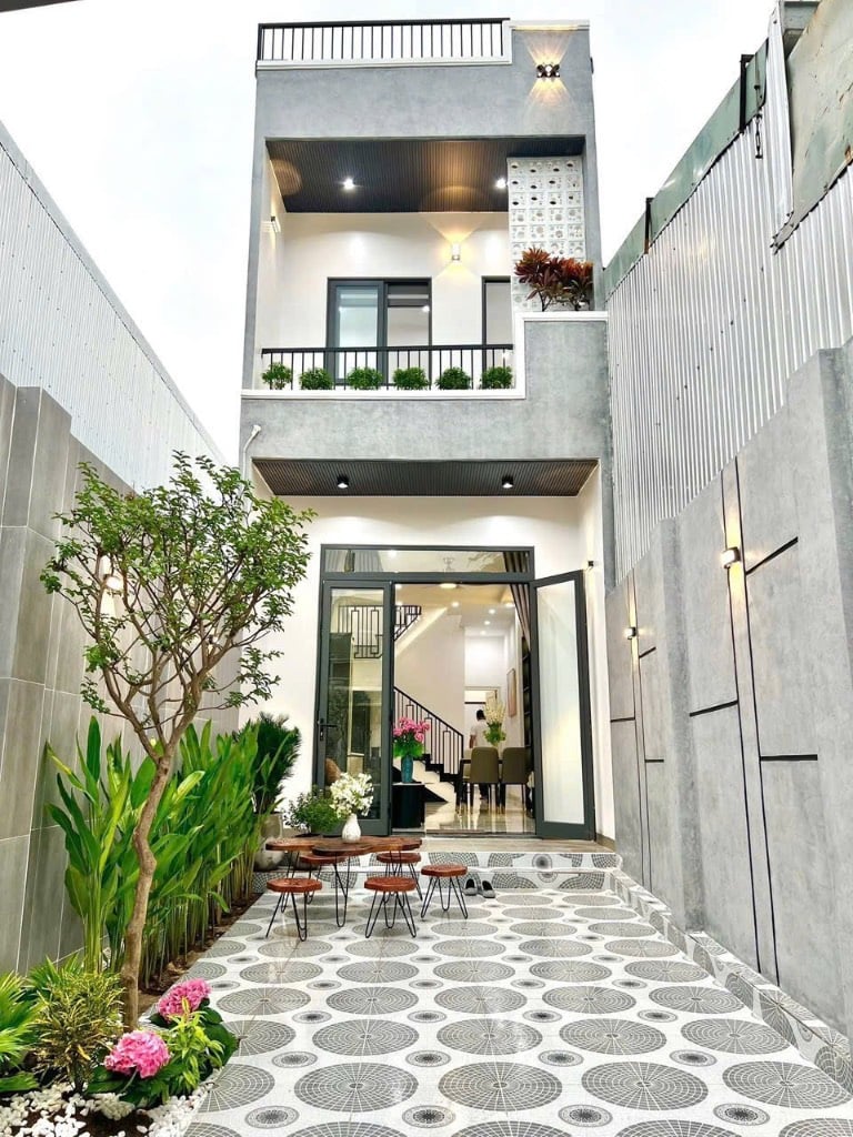 CẦN TIỀN, BÁN GẤP NHÀ BÌNH CHÁNH, GẦN BX MIỀN TÂY, SỔ RIÊNG, GIÁ 1,26 TỶ