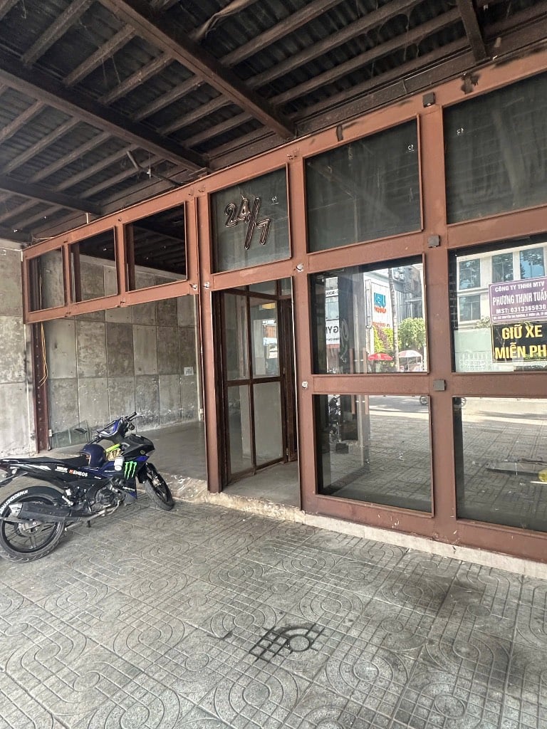 CHO THUÊ NHÀ MẶT TIỀN 224 NGUYỄN TRI PHƯƠNG – TRUNG TÂM QUẬN 10