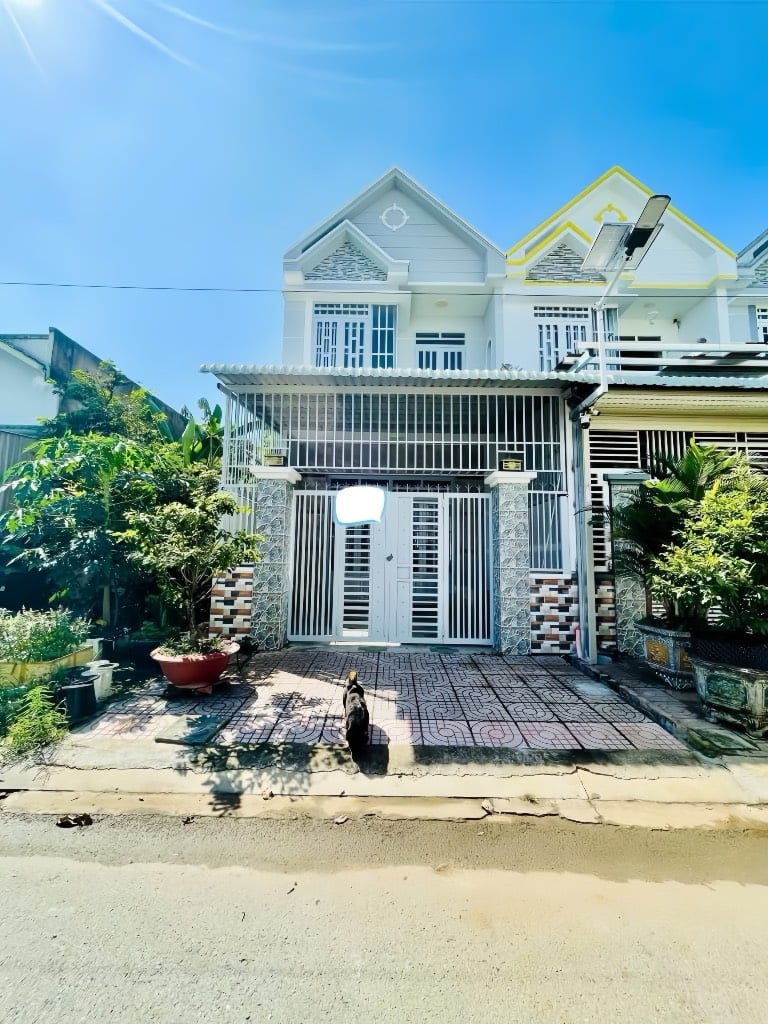 Bán gấp nhà Trần Đại Nghĩa, gần Bến xe Miền Tây, 1 trệt 1 lầu, giá chỉ 1 tỷ 130