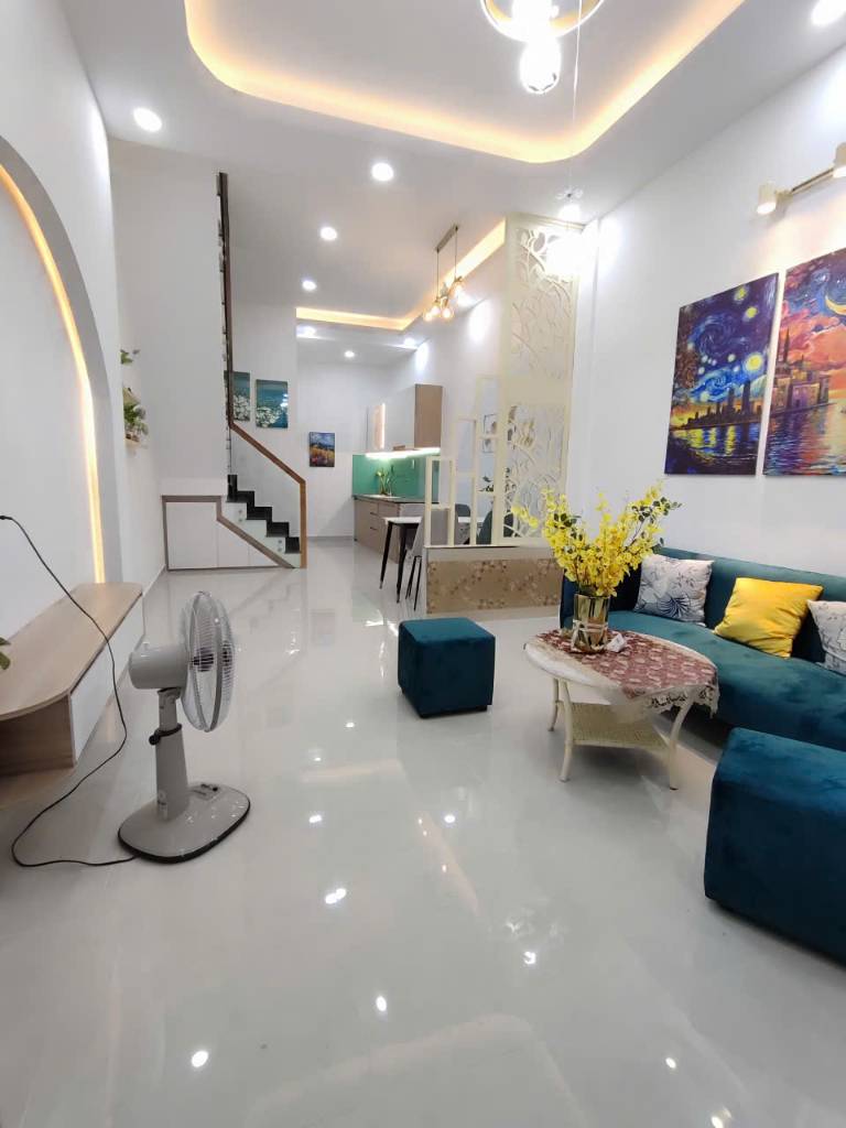 NGÃ TƯ PHÚ NHUẬN, 3 Tầng 3PN, 38m2 (3.6 x 12), P15 Phú Nhuận, 5.35ty TL