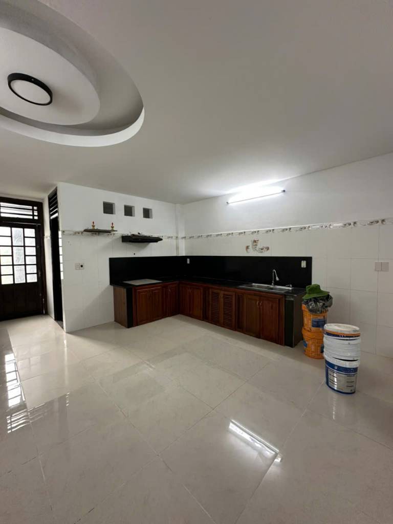 14 tỷ/Nhà 5 tầng đường Lê Văn Hiến,7 phòng,Sát Phường NH Sơn,BV 600 giường,Đ Nẵng,126m2