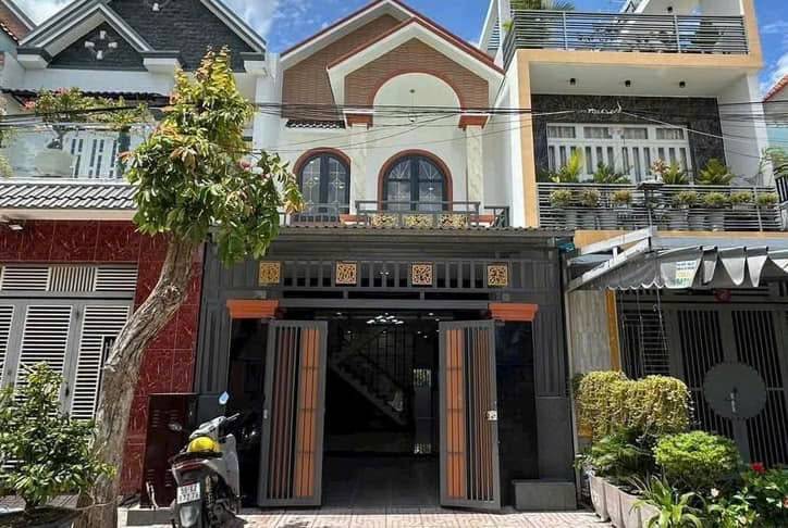 Bán nhà KDC Bình hưng, Bình Chánh, sổ hồng riêng, giá 1,08 tỷ cho vay 80%