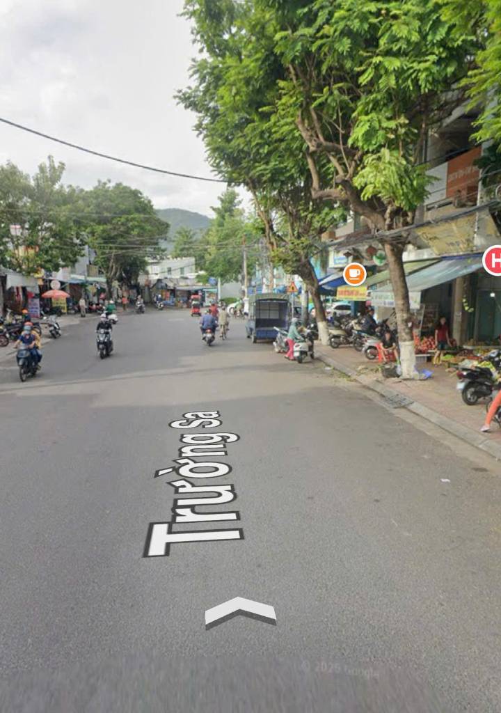 BÁN LÔ ĐẤT MẶT TIỀN ĐƯỜNG TRƯỜNG SA, DT 355M², CHỈ 50TR/M2