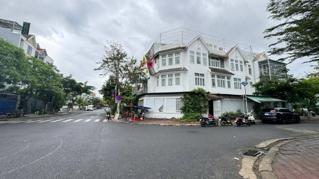 BÁN NHÀ MẶT TIỀN ĐƯỜNG THÍCH QUẢNG ĐỨC, ÔM GÓC 2 MẶT TIỀN,  3 TẦNG DT 157M², CHỈ 14 TỶ