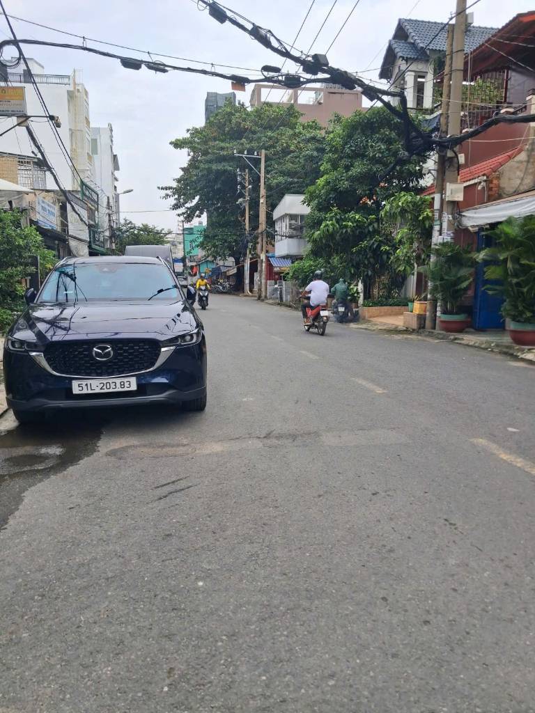 HẺM NHỰA XE TẢI - GARA Ô TÔ TRONG NHÀ - 5 TẦNG NGANG KHỦNG 6.8m - GẦN MT PHAN HUY ÍCH