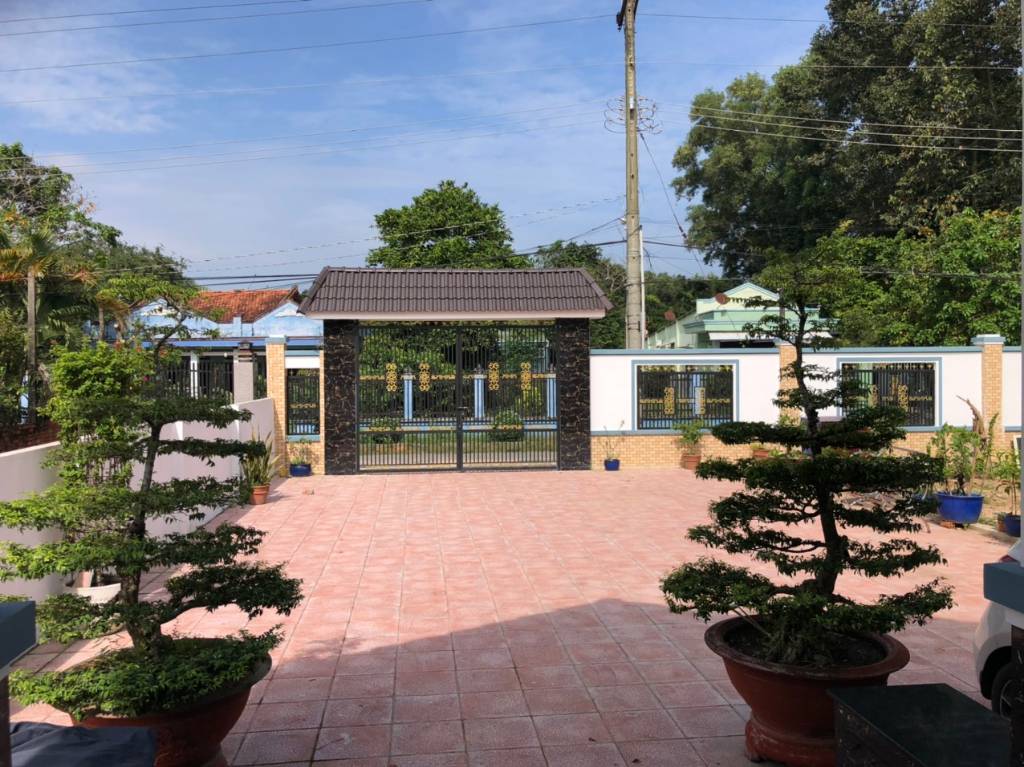 CHÍNH CHỦ BÁN NHÀ BẾN CÁT, BÌNH DƯƠNG, 2 MẶT TIỀN ĐƯỜNG NHỰA THÔNG PHÚ AN, DT 721M2