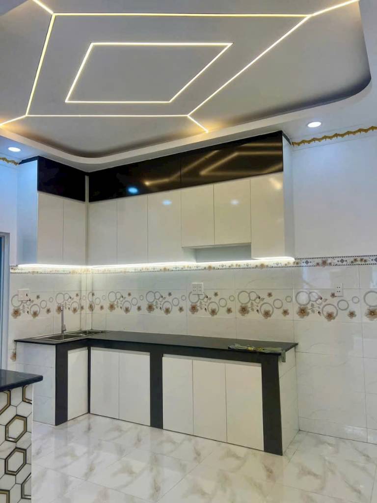 Chủ gửi bán nhà đang cho thuê 8tr/tháng đường An Phú Tây - Hưng Long giá 990tr shr 40m2