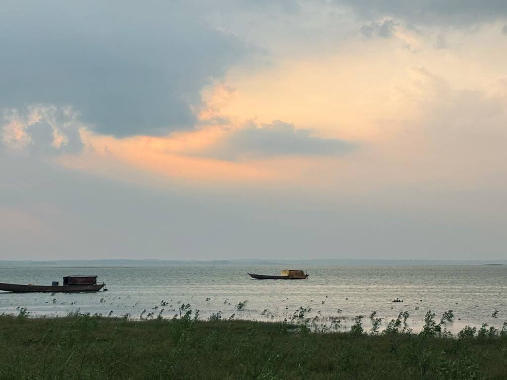 Bán đất vườn Thống Nhất, Đồng Nai, vị trí thuận tiện, giá chỉ 1 tỷ, view hồ Trị An