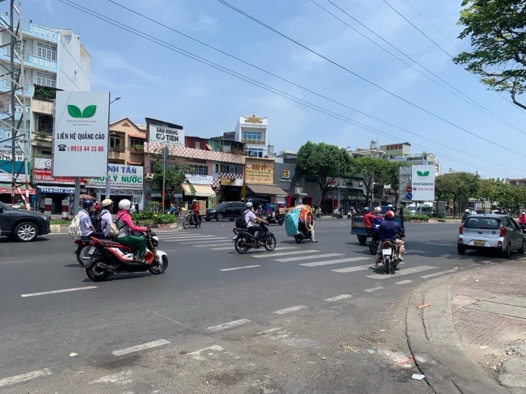 BÁN NHÀ KINH DƯƠNG VƯƠNG, AN LẠC, CHÍNH CHỦ 50 NĂM, 4 TẦNG DÒNG TIỀN 30 TRIỆU MỖI THÁNG