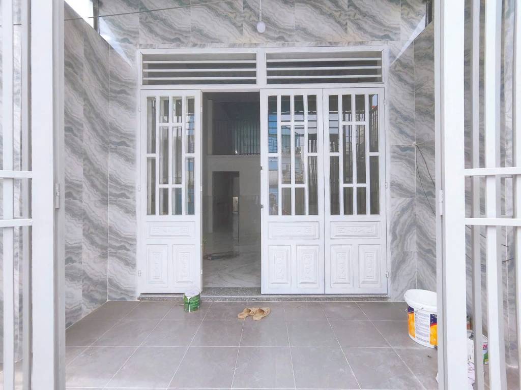 Bán nhà Nguyễn Cửu Phú, Bình Chánh, 76m2, tiện lợi với sổ đỏ, nhỉnh 4 tỷ