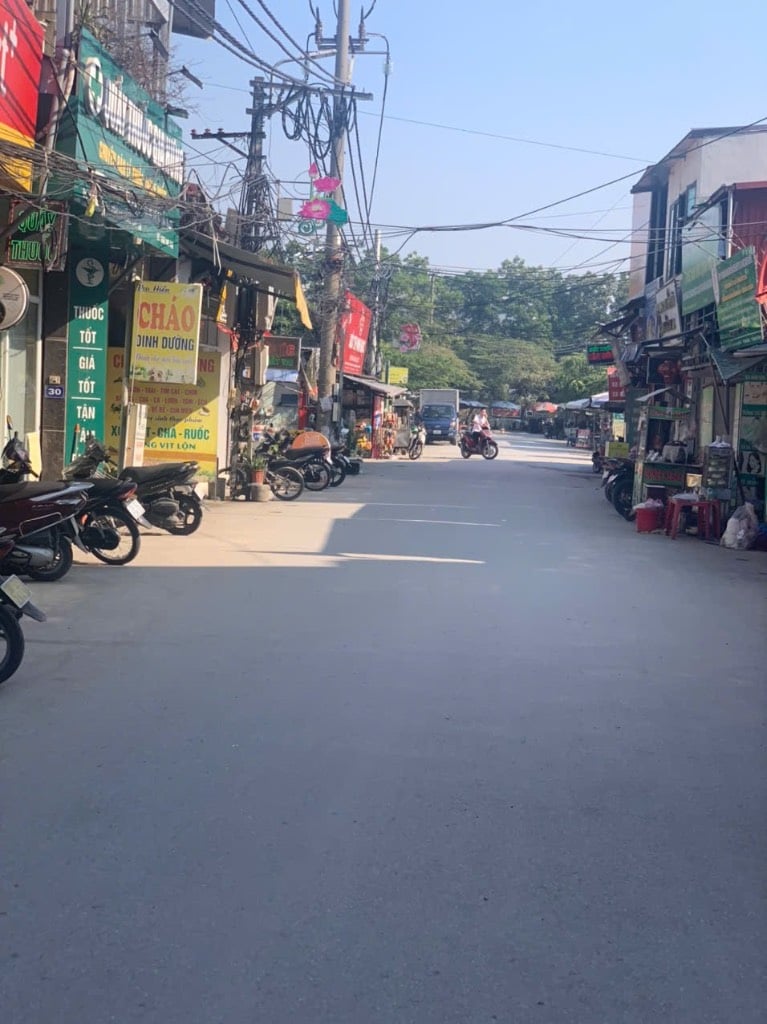 BÁN GẤP ĐẤT LÔ GÓC SÁP MAI, ĐÔNG ANH, GẦN CHỢ DÂN SINH, CẠNH KCN, GIÁ 4,7 TỶ