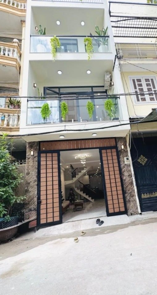 NHÀ  HIỆP TÂN, TÂN PHÚ, TẶNG NỘI THẤT, HẺM NHỰA 6M THÔNG TÔ HIỆU, 54M² 1 TRỆT 2 LẦU, SHR