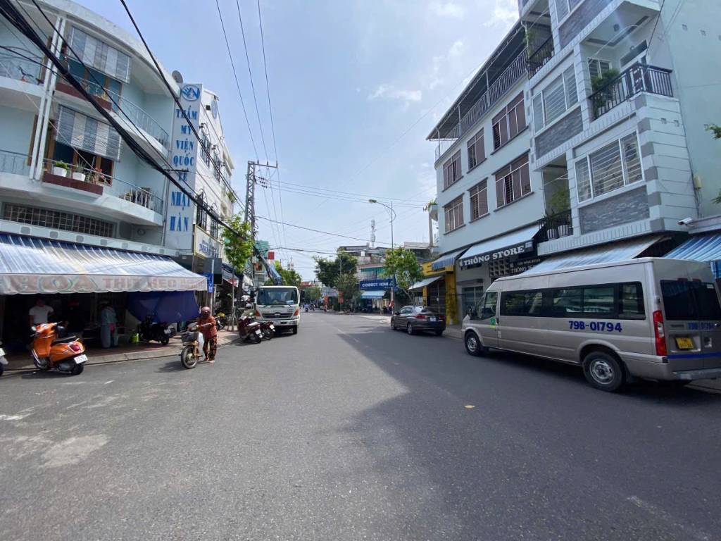 Bán nhà mặt tiền Cửu Long, P.Phước Hoà, 212m2, nhựa ô tô rộng 16m, giá 23,4 tỷ