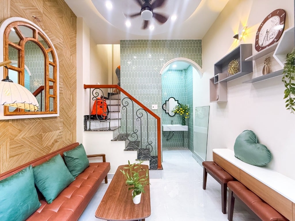 NHÀ MỚI 4 TẦNG GIỮA TRUNG TÂM Q3 – Ở NGAY HOẶC CHO THUÊ 12TR/THÁNG