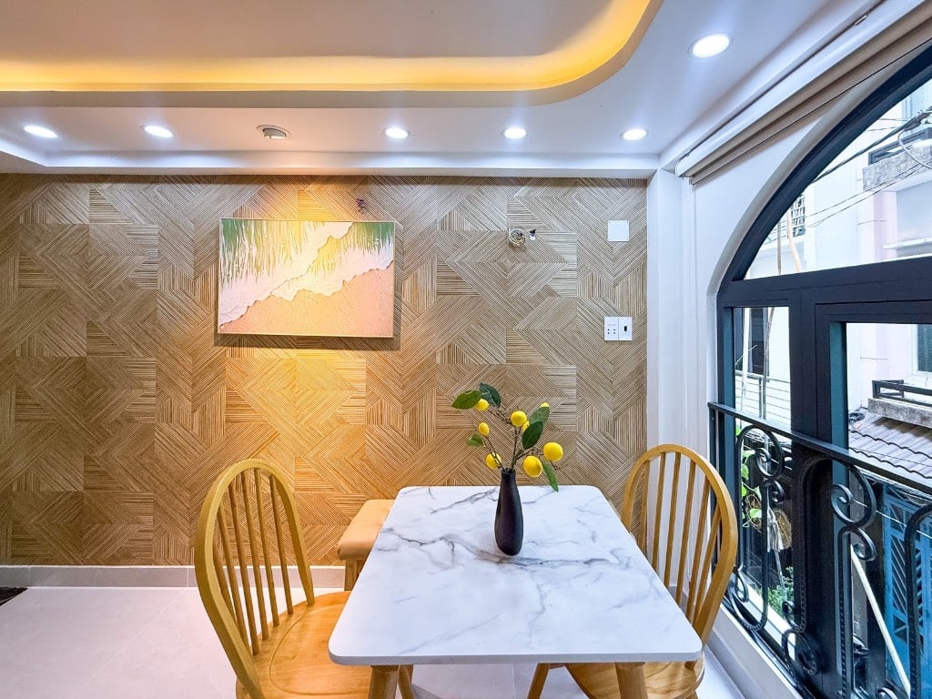 BÁN NHÀ PHƯỜNG 2, GIỮA TRUNG TÂM QUẬN 3, MỚI 4 TẦNG Ở NGAY HOẶC CHO THUÊ 12TR/THÁNG