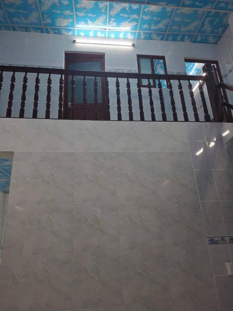 BÁN NHÀ VÕ VĂN HÁT, LONG TRƯỜNG, TRỆT CÓ GÁC LỬNG, HẺM Ô TÔ