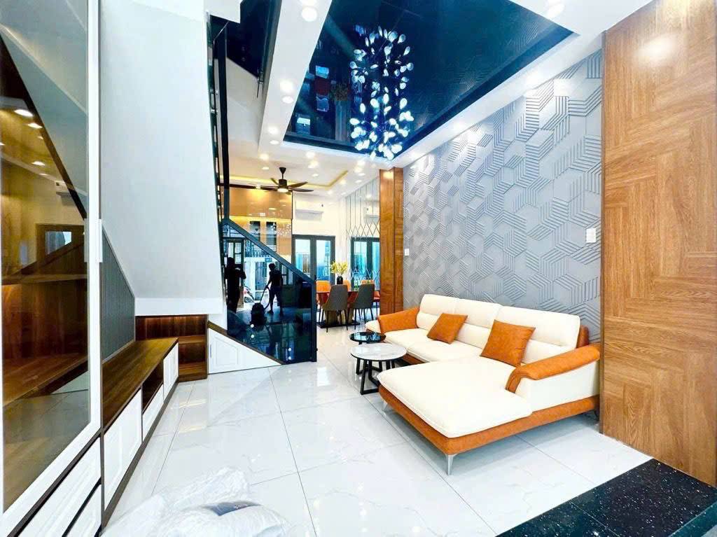 BÁN NHÀ HUỲNH TẤN PHÁT, HÀNG XÓM QUẬN 7, MỚI 4 TẦNG, HXH, 60M2, GIÁ HƠN 6 TỶ