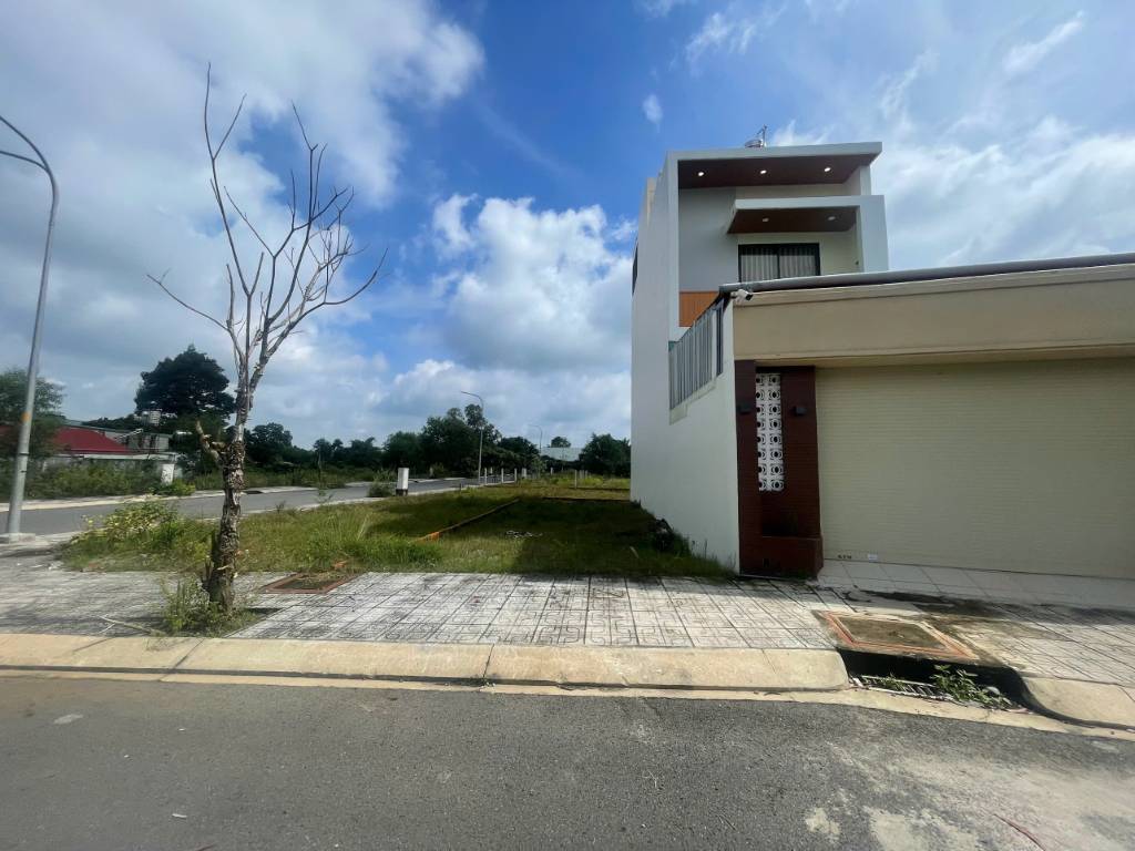 BÁN ĐẤT GẦN CHỢ VIỆT KIỀU, TÂN THÔNG HỘI, 90M2, SỔ HỒNG RIÊNG, GIÁ 1,95 TỶ