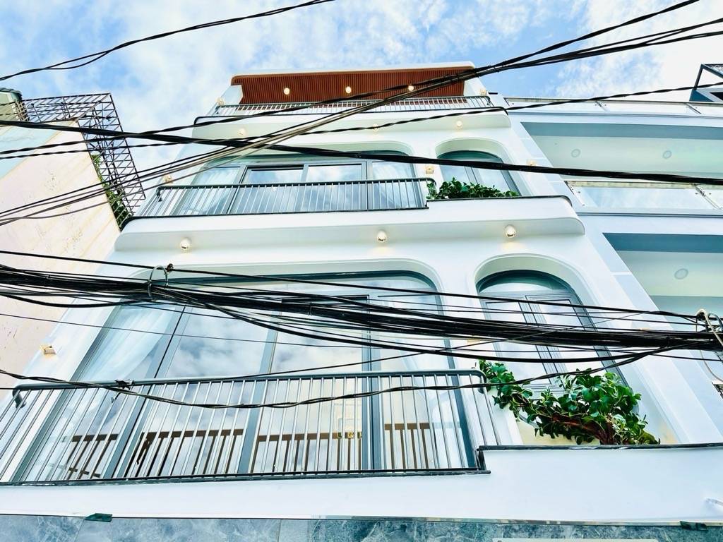 GẤP BÁN NHÀ GÒ VẤP ĐẸP 4 TẦNG, HẺM 6M PHAN VĂN TRỊ, 49/112M2, TẶNG FULL NỘI THẤT, CHỈ 5T8