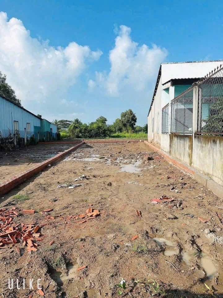 Bán nền thổ cư xã Mỹ Lộc, huyện Cần Giuộc dt 140m2 giá 1ty150