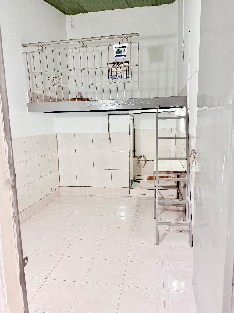Cho thuê phòng trọ Đỗ Xuân Hợp, TP Thủ Đức, còn 1phòng trống 15m2 có gác