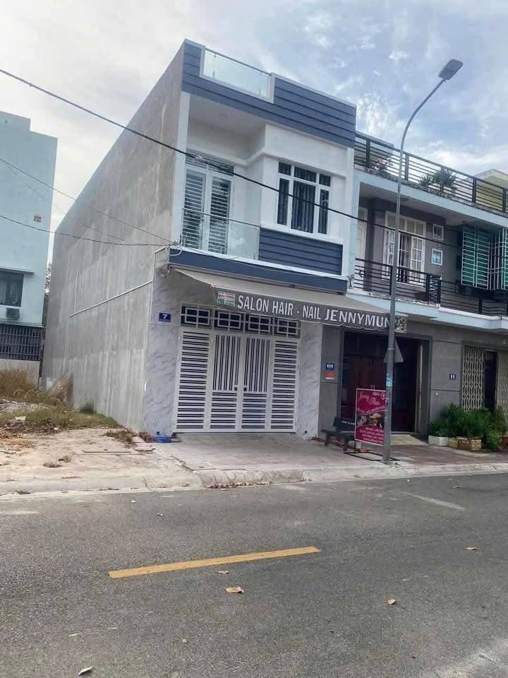 Bán nhà Lê Đức Linh, Củ Chi, 120m2, tiện ích đầy đủ, giá chỉ 1,35 tỷ