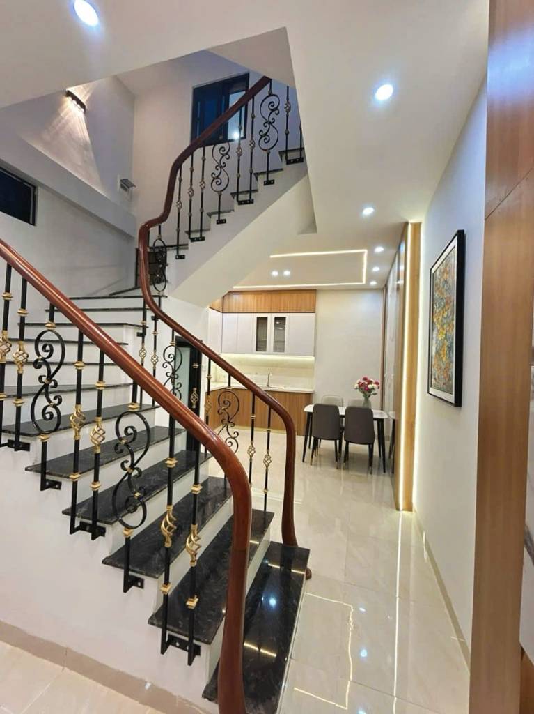 Cực hiếm, bán nhà Lê Đức Thọ, nội thất đẹp long lanh, 36m2, giá chỉ 7,6 tỷ