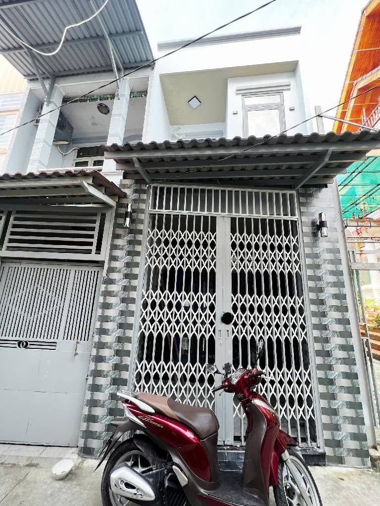 Bán nhà Phú Định Quận 8, HXH, nhà mới đẹp, giá nhỉnh 4 tỷ