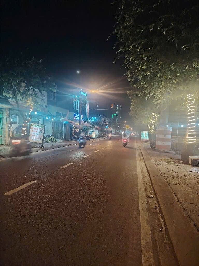 Bán nhà Quận 7 mặt tiền Trần Xuân Soạn 79m2 phong thuỷ tốt nở hậu chỉ 11 tỷ Thương lượng