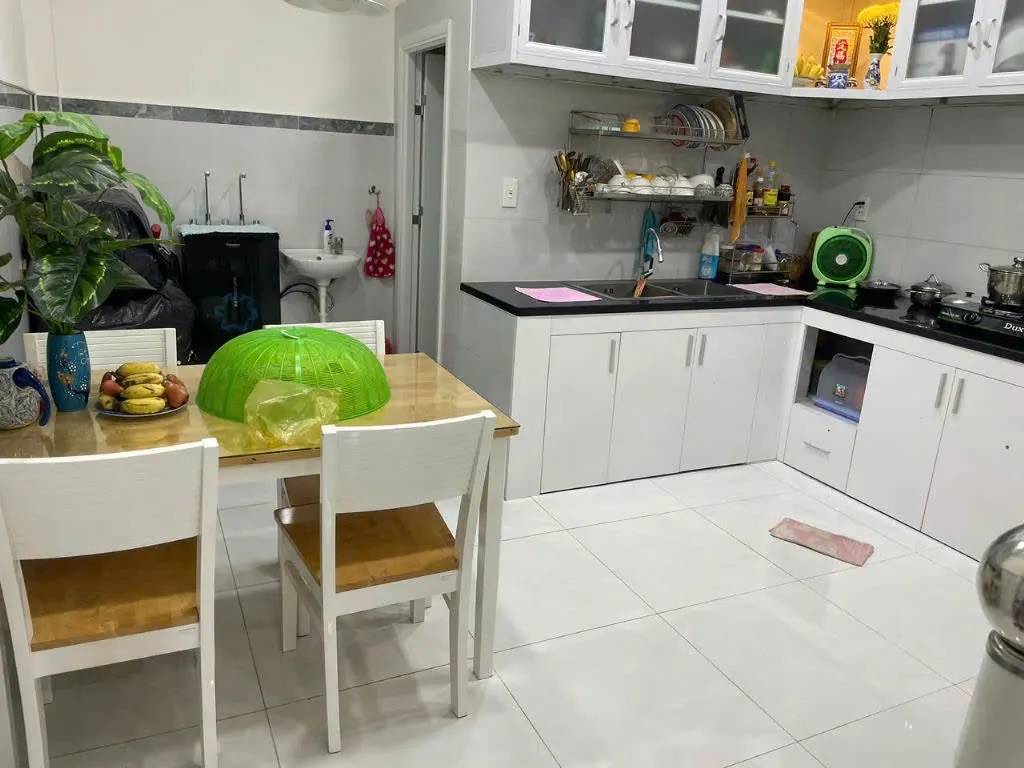 Bán nhà Nguyễn Đỗ Cung, Tân Phú, hẻm xe hơi, 2 tầng gần 70m2, nhỉnh 5 tỷ