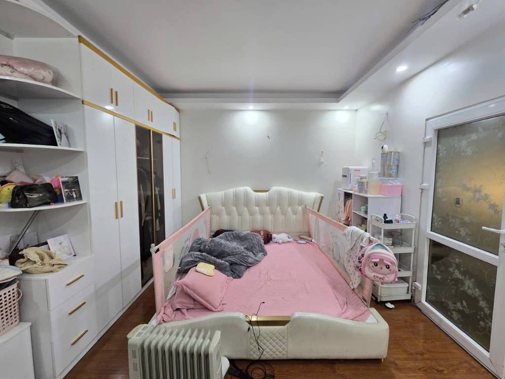 Bán nhà Phố Định Công Thượng, Hoàng Mai, 30m ra phố, 45m2, 4 tầng, 8.25 tỷ