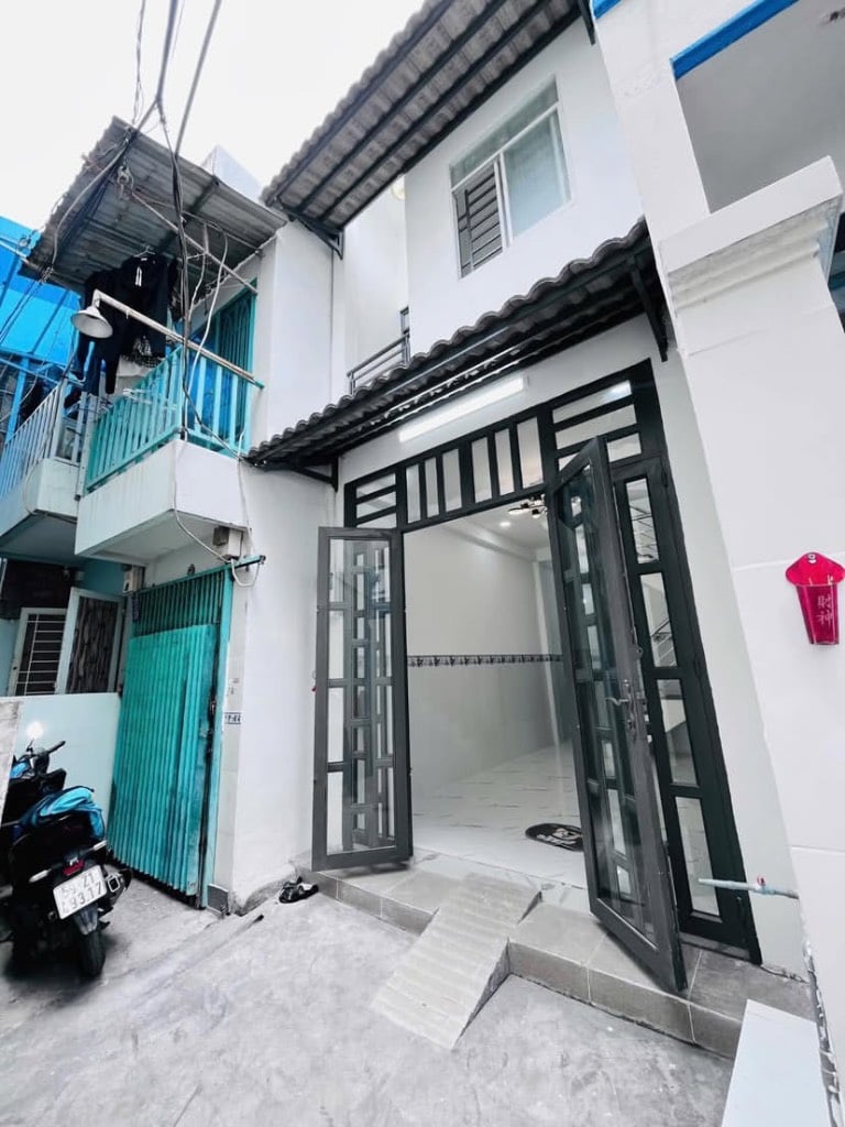 Bán nhà Quận 8, gần cầu chữ Y, sổ riêng, cách Quận 1 10 phút, giá chỉ 1,75 tỷ